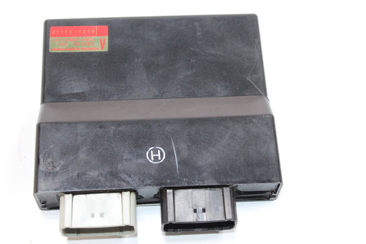 18-19 Kawasaki Z900 Zr900 Ecu Computer Controller Unit Black