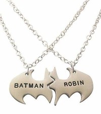 Batman and Robin BFF 2 Piece Bat Shield Metal Necklace 18" Chain BEST PRICE 