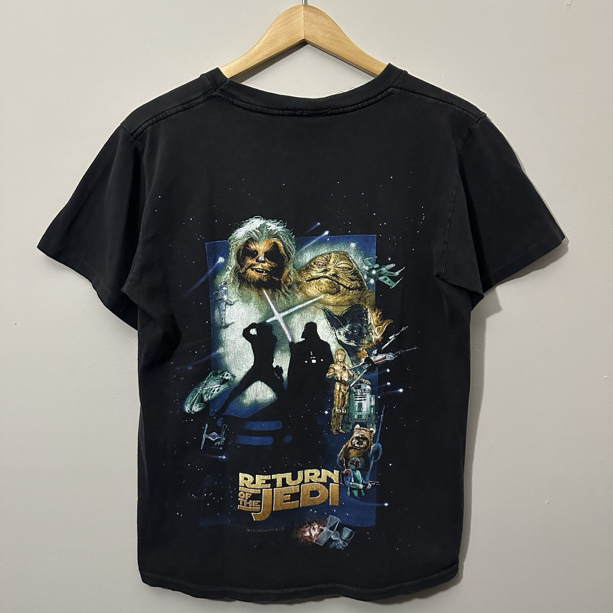 Vintage STAR WARS Return Of The Jedi 1997 Lucasfilm T-Shirt Vintage STAR WARS Return Of The Jedi 1997 Lucasfilm T-Shirt