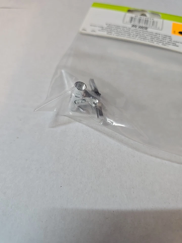 Blade Aluminum Main Rotor Head Block 180 CFX BLH3404A Replacement Helicopter - Image 3 of 3