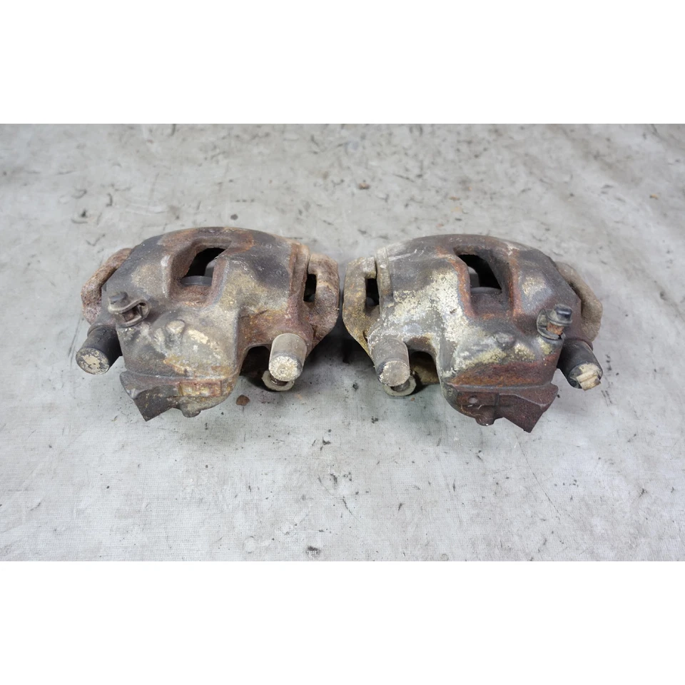 Par de pinzas de freno delanteras BMW E30 serie 3 1984-1993 Girling Factory 318i 325i Foto 3 de 3