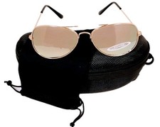 Unisex Aviator Sunglasses With Gold Frame And Rose Gold Mirrored Lenses.