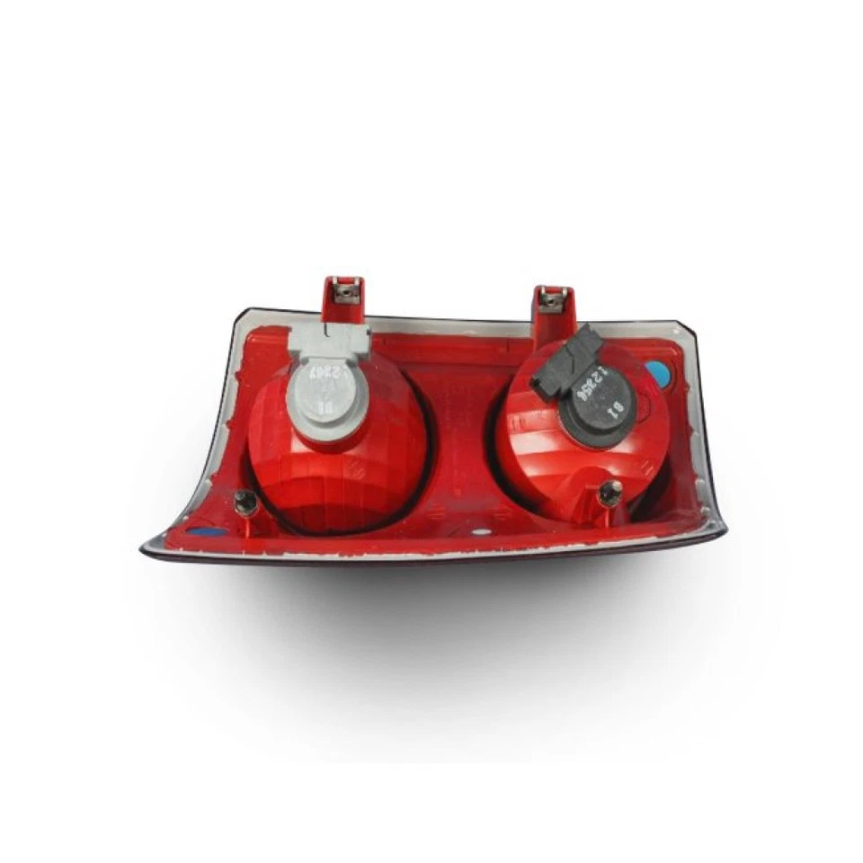 OEM Mopar para Ram Dakota 2011 luz de respaldo de parada trasera lado del conductor lente transparente/roja Foto 2 de 4