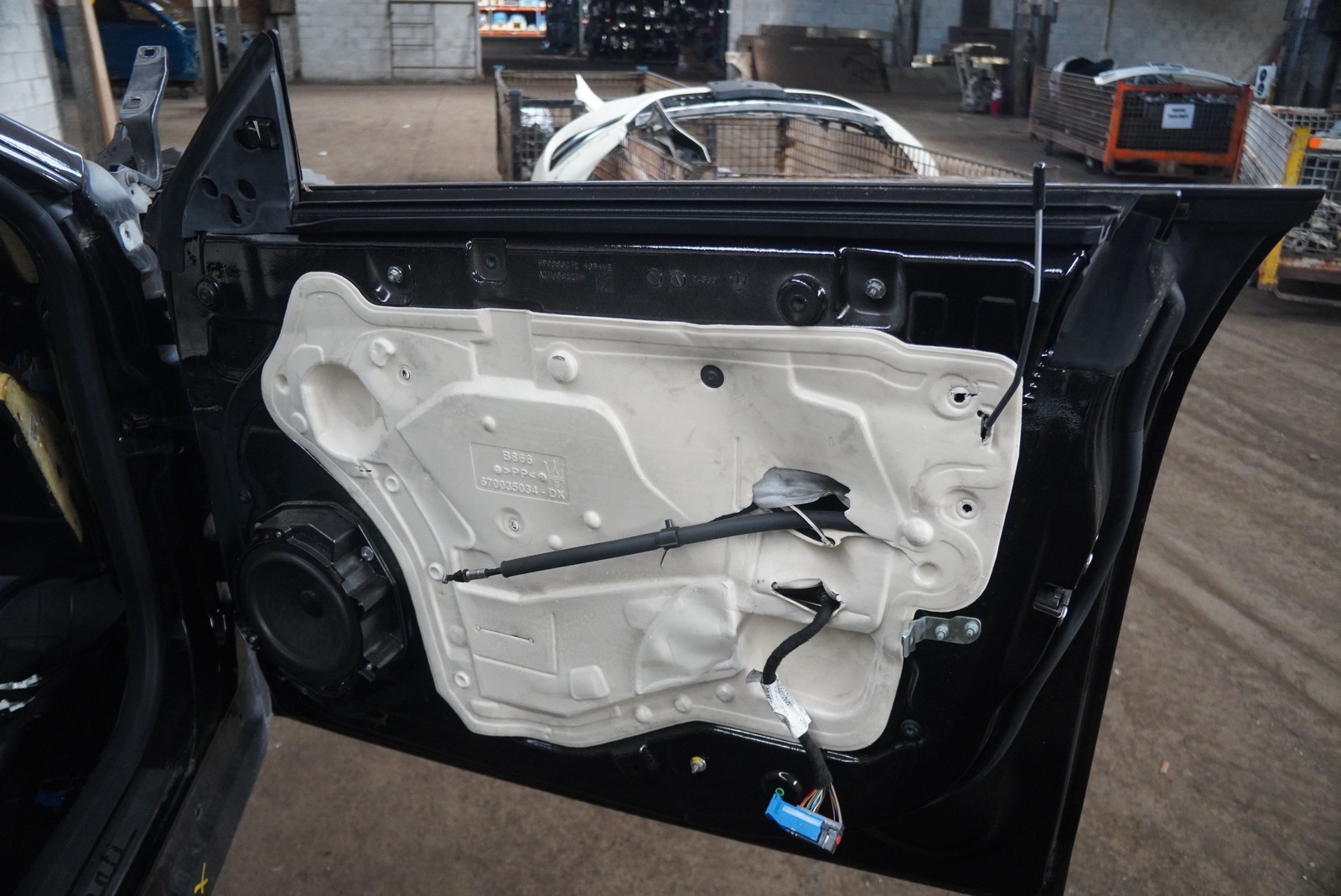 Front Right Passenger Door Assembly 673007995 Maserati Quattroporte M156 14-17+