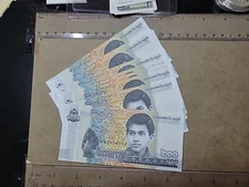 🇰🇭 Cambodia 200 riels 2022 P-65A AU  (qty 2) Banknote Money  113023-1