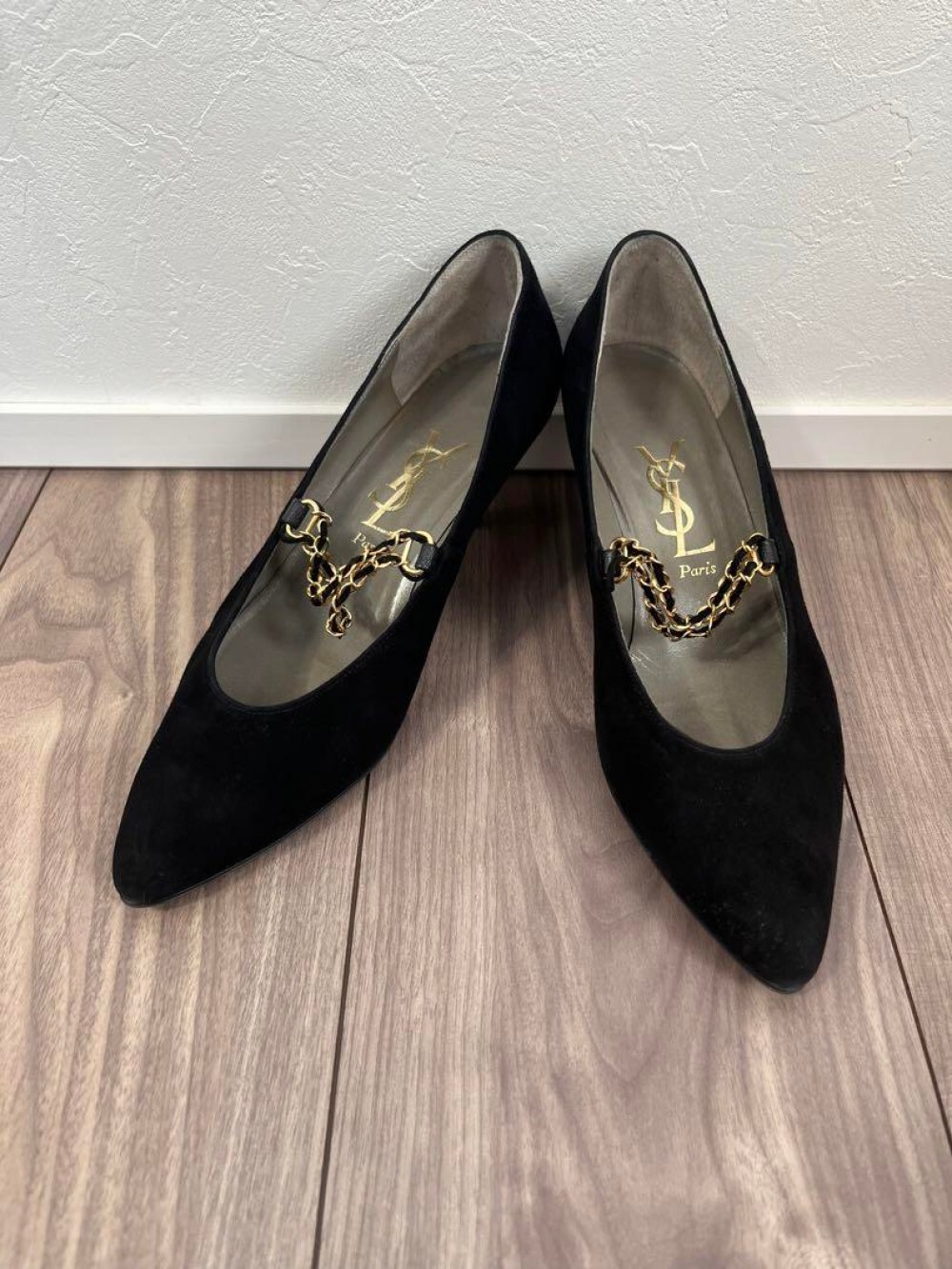 Saint Laurent YSL decolte tacco EU35 5 US5 5 nero camoscio catena YSL autentico