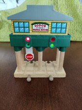 Thomas the Train Sodor Signal House 3 Lights and Sounds Wooden Tested Working