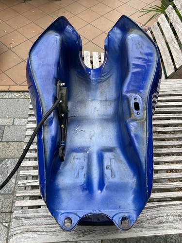 suzuki GS 550 Tank ohne Rost mit kleiner Beule - Bild 5 von 5