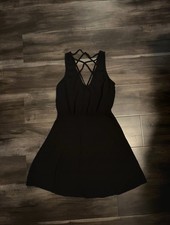 Forever 21 Black A-Line Sleeveless Short Dress V-Neck Size XS
