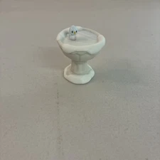 Precious Moments Sugar Town Bird Bath Christmas village accessory fig 150223