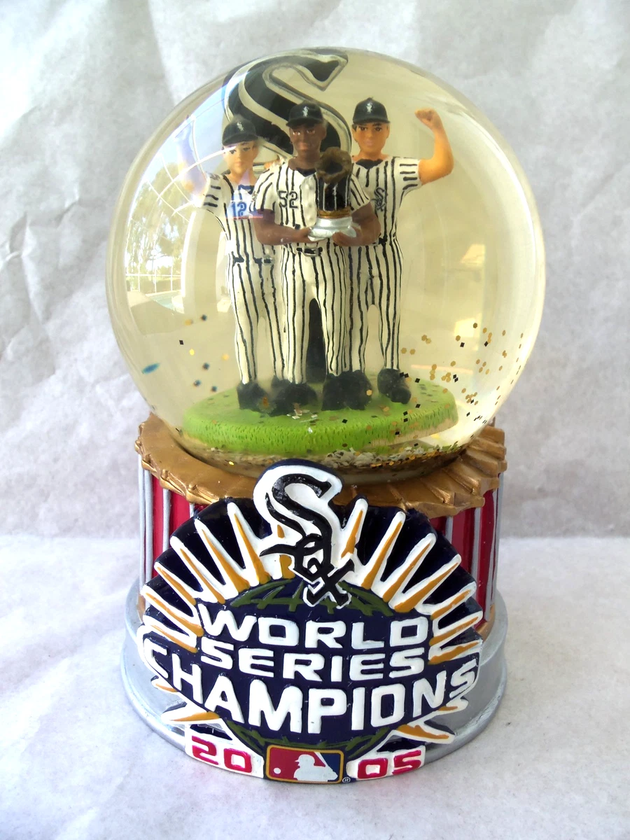 Chicago Snow Globe In Mlb Fan Apparel & Souvenirs for sale | eBay