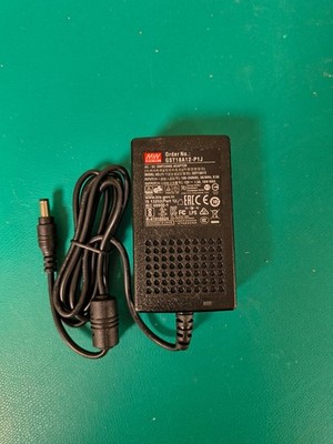 Mean Well New In Box GST25A12-P1J Wall plug Power Supply 25W 12V