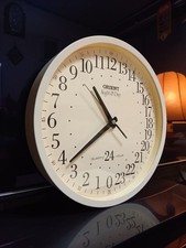 Orient Vintage Postmoderne Wanduhr 24 Stunden Selten Sammlerstück Hergestellt...