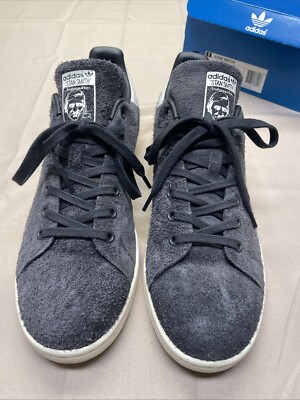 RARE Barely Worn Stan Smith Grey Suede mens size u.s. 12