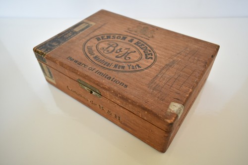 Antique Benson & Hedges Cigar Box Dovetail Corners To His Majesty The King 1922 - Picture 4 of 14