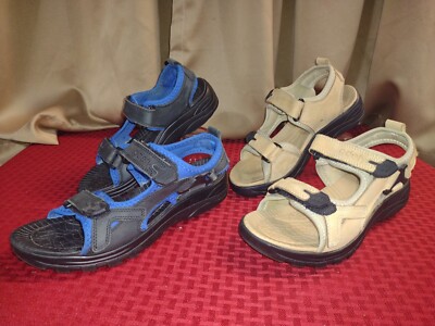 Women s Gravity Defyer Sandals   Two Pairs Style #TB7145 FB-M & FL-M   Size 7.5