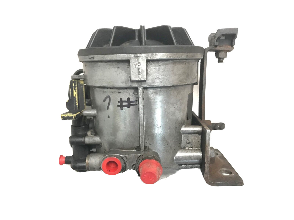 Fuel Filter Housing International VT365 (1840748C91, 1840223C92 
