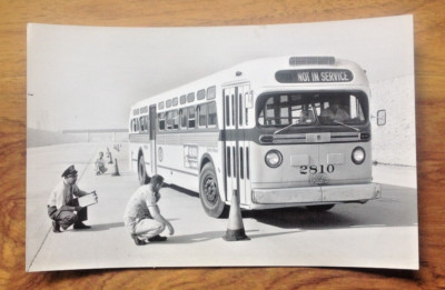 Californian Bus   real photo   . Free UK Postage