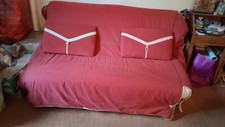 canapé convertible 2 places BZ couleur bordeaux très bon état 