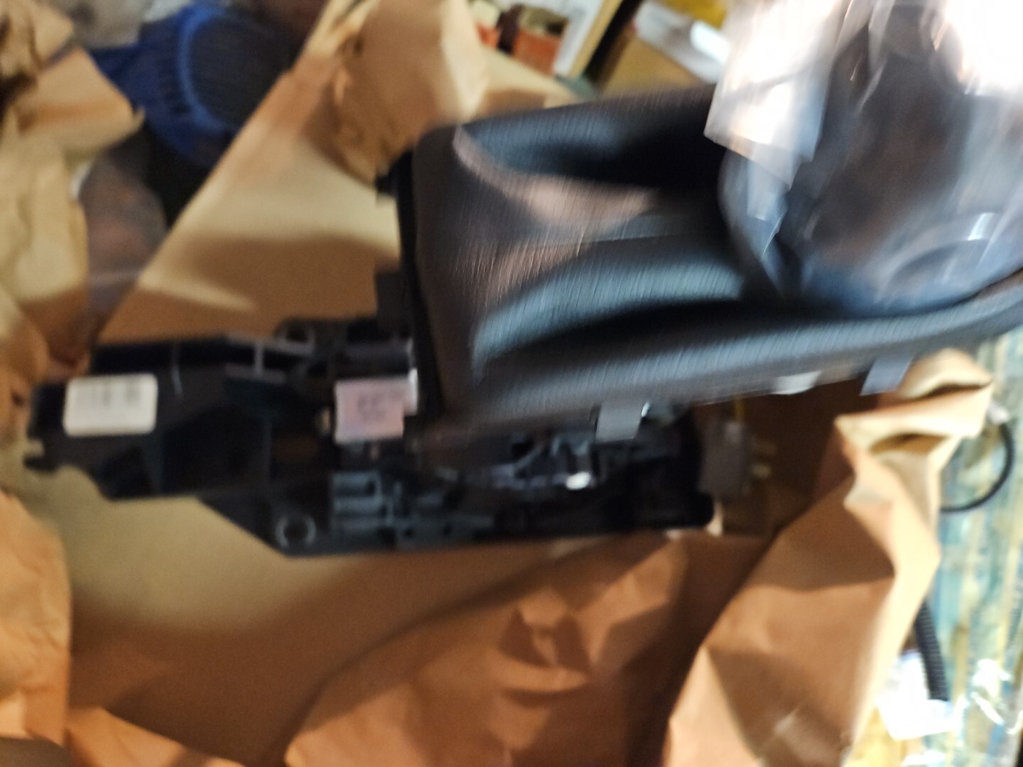 NEW FORD GT4Z-7210-DA Gear Shift Lever Housing For 11-15 Edge