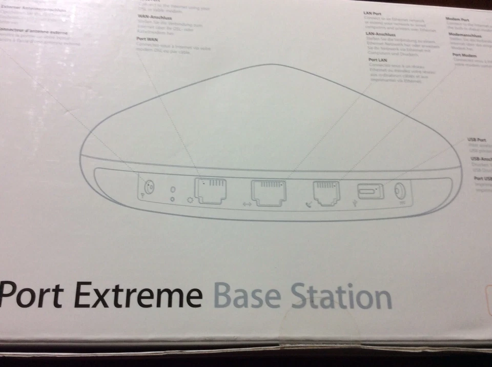 Apple AirPort Extreme Base Station A1034 54 Mbps 10/100 Wireless G Router  - Image 2 of 3