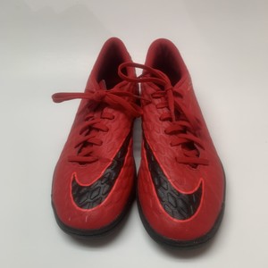 red nike indoor soccer shoes