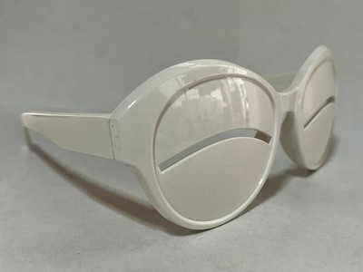 courrèges Eskimo Glasses CL1300 colette s-l400.jpg
