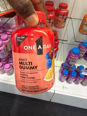 One A Day Adult Multivitamin Gummies 150 Ct Fruit Flavor w/ Vitamins C D E