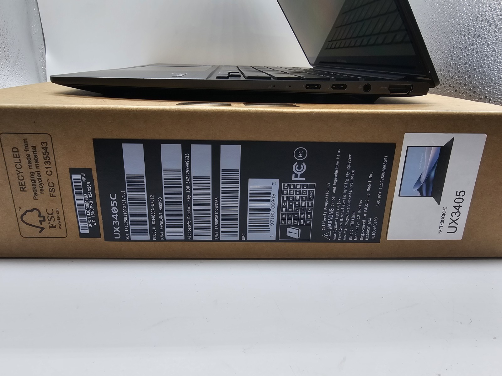 ASUS ZenBook 14, 14-Inch Laptop, with intel core ultra 7