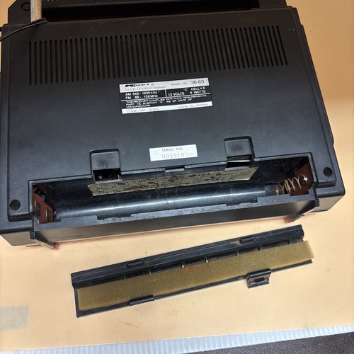 Groovy KMART 36-60 Portable AM FM radio 8-track player Boombox As Is Powers On - Picture 9 of 9