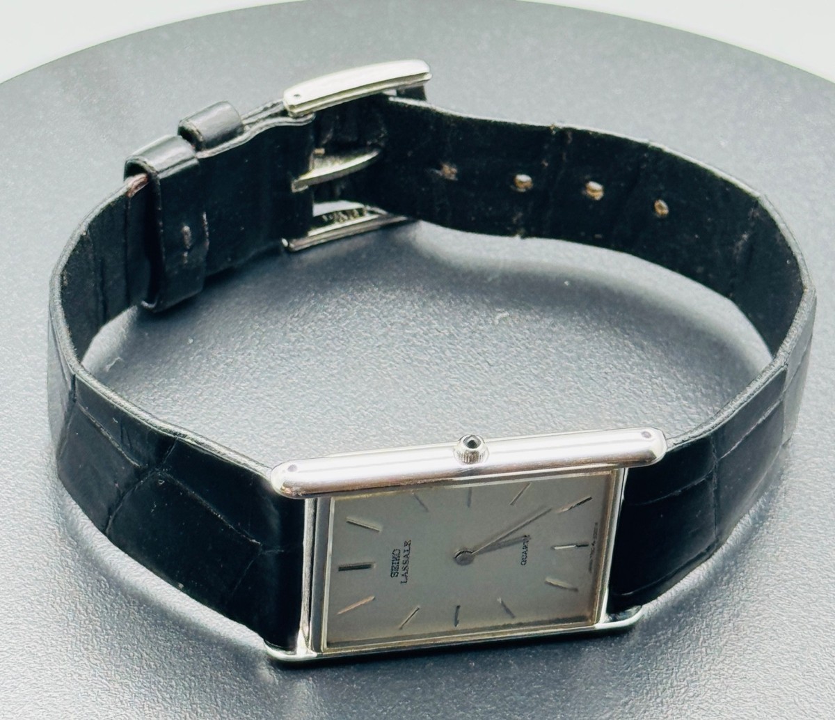 Seiko Lassale Vintage Ultra Thin Mens Quartz Rectangle Dress Watch