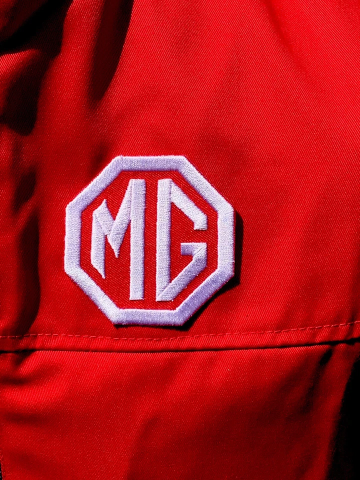 Top Quality Classic MG Red Zipped Badged Jacket F1 Motorsport 39.5"/100cms Chest - Image 3 of 4