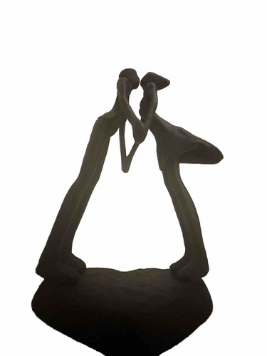 Scultura in ghisa Young Love 6” coppia cuore bacio artigianale arte astratta - Foto 2 di 8