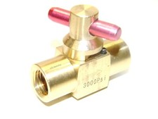 Carpet Cleaning 1/4" F/F 3000 PSI SHUT-OFF VALVE