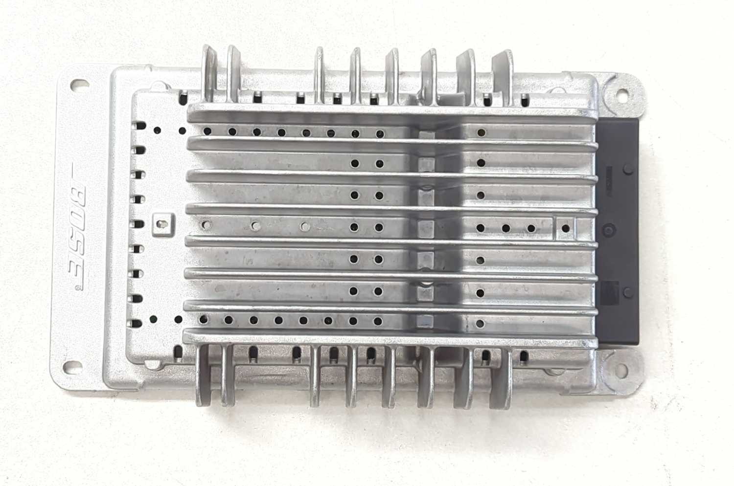 Maybach 57 2003-2012 Amplifier P/N 2408203389