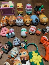 miniature collectible figures Disney characters And Tsum Tsum