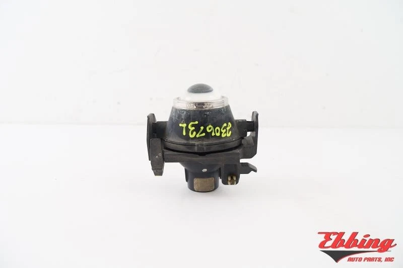 Front Fog Light Without Bezel 6E5Z-15200-A Fits 2006-2012 Ford Fusion 694704 Foto 4 de 4