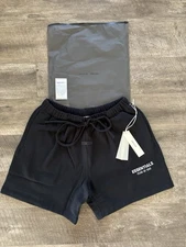 NEW Fear of God Essentials Jet Black Shorts (SS25) Size Medium 100% AUTHENTIC✅