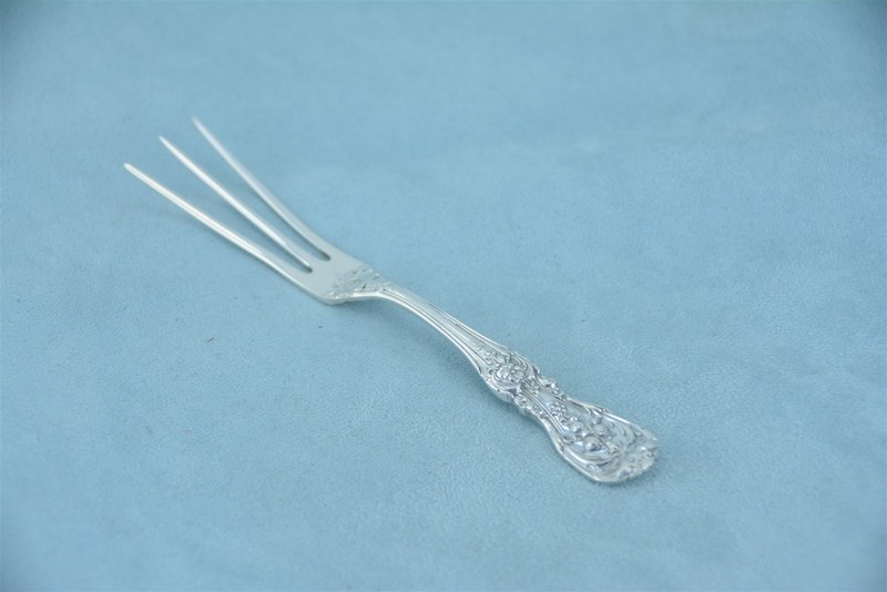 Reed & Barton Francis I Sterling Silver 4-7/8" Lemon Fork New Mark No Monogram