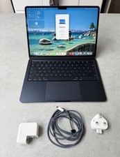 Apple MacBook Air 13 inch 256GB SSD 16GB RAM M4, Midnight, Excellent Condition!