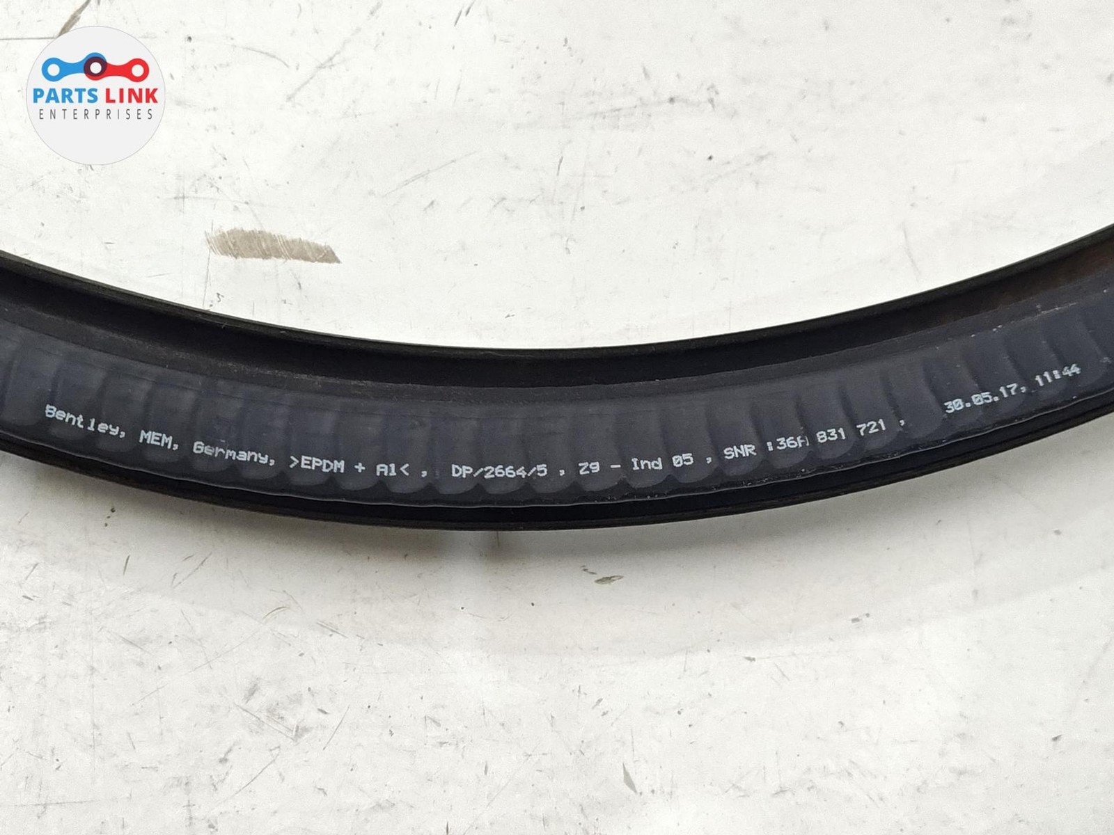 Bentley Bentayga Speed 2017-2020 Front Right Inner Door side seal