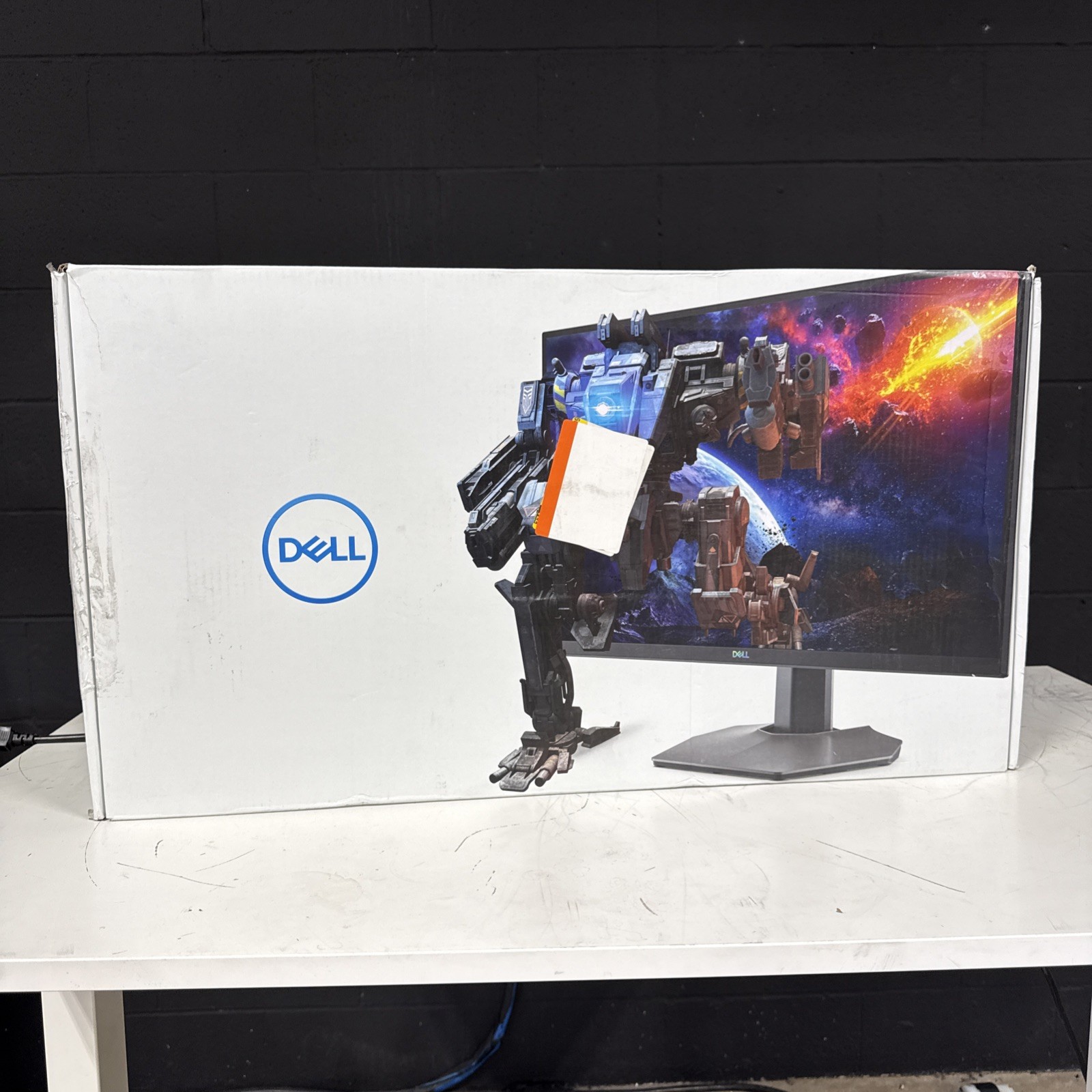 Dell GAMING Monitor S2721DGF 27 Inch QHD 2560 x 1440 Dual HDMI / Display Port.
