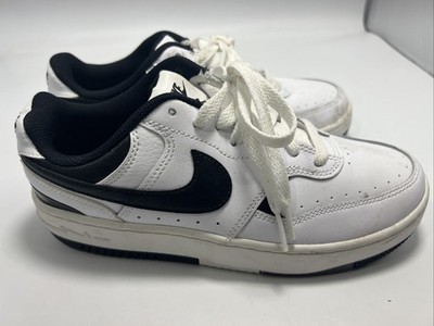 Nike Gamma Force White Women's Size 7 See pics