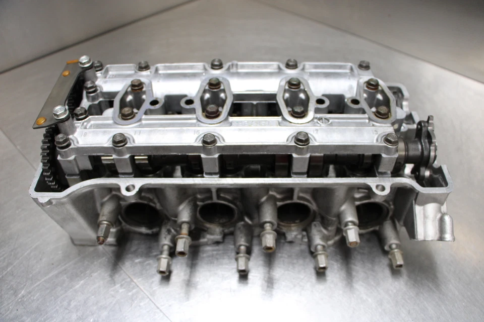 01-06 Honda CBR600F4i F4i Engine Motor Cylinder Head Foto 3 de 4