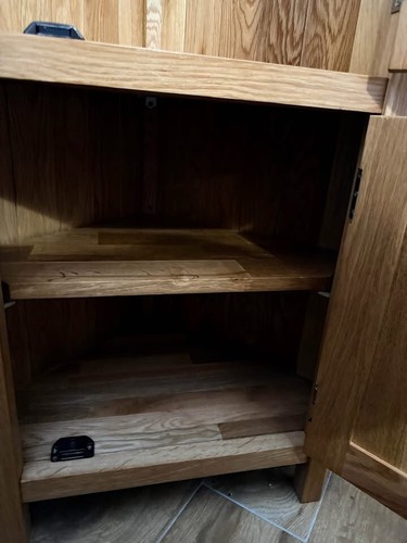 House of Oak - Coniston Solid Oak Corner Glass Display Cabinet - Picture 4 of 7