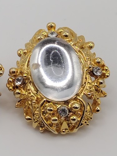 Vintage Large Gold Tone And Clear Rhinestone Clip On Earrings 1.25" X 1" - Picture 4 of 6