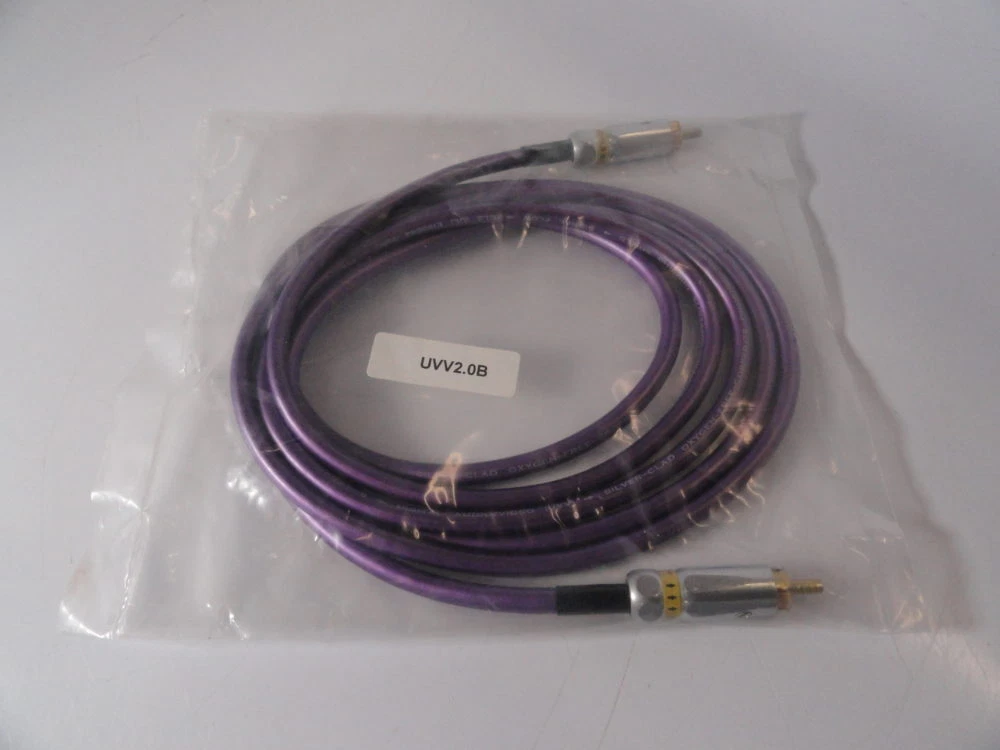 【美中古】WIRE WORLD ULTRAVIOLET5.2 v1.3b 1m Wireworld UVV2.0B RCA to RCA Ultraviolet 5 Digital Audio/Video