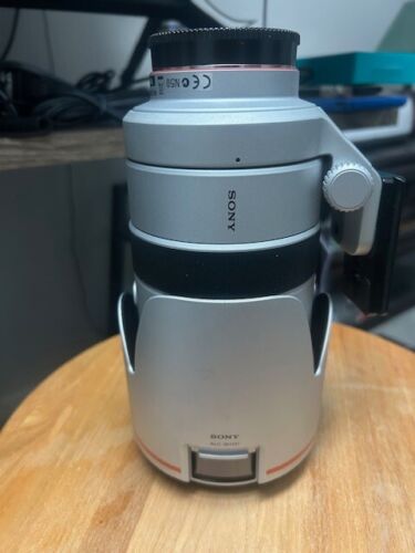 Sony 70-400mm F/4-5.6 G SSM II Lens SAL70400G A Mount EXC with lens caps, hood