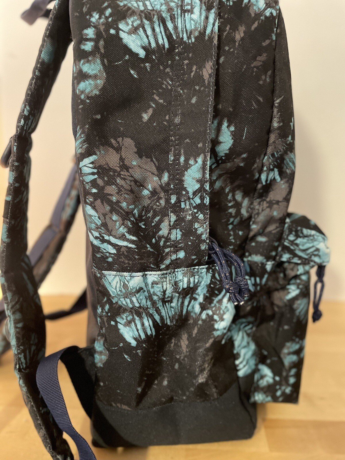 Burton Tie Dye Kettle 20L Backpack - image 5