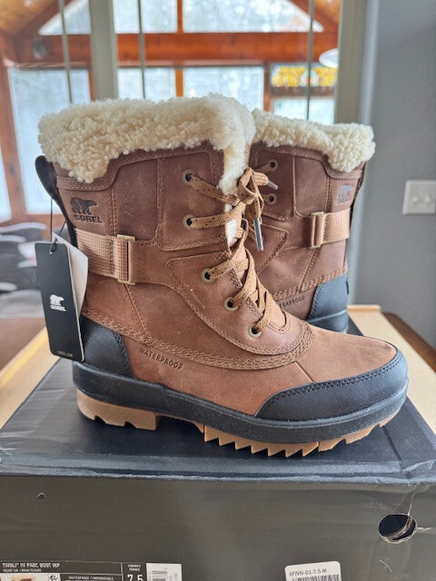 Sorel Tivoli IV Parc Waterproof Snow Boots Women's (Size Faux